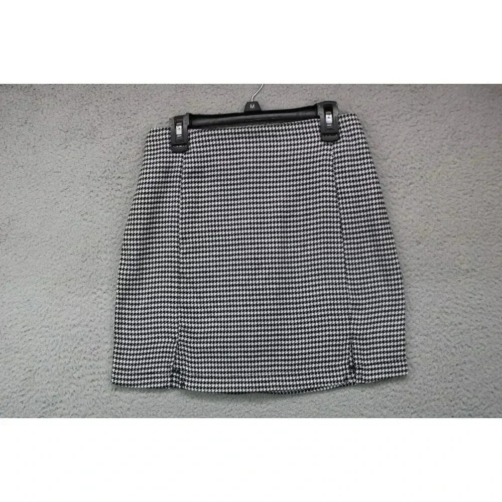 Love on a‎ Hanger Houndstooth Mini Skirt-Size 3
